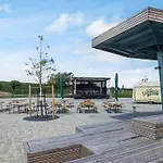 4 Star In Friedrichkoog *
