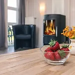 4 Star In Friedrichkoog Friedrichskoog