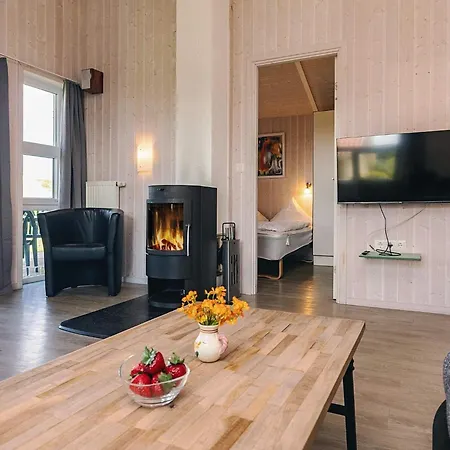 4 Star In Friedrichkoog *